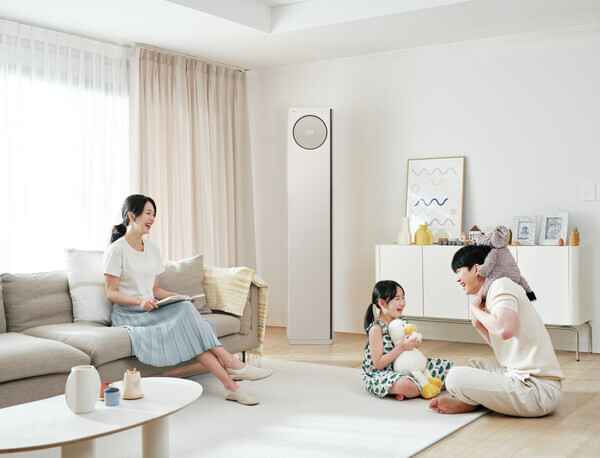 LG전자가 18일 2024년형 ‘LG 휘센 오브제컬렉션 타워’ 에어컨 신제품을 출시했다. 사진=LG전자