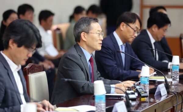 이종호 과학기술정보통신부 장관이 지난해 10월 디지털 기반 교육혁신과 K-클라우드 상생을 위한 교육부-과학기술정보통신부 업무협약식에 참석해 발언하고 있다. 사진 = 뉴시스 