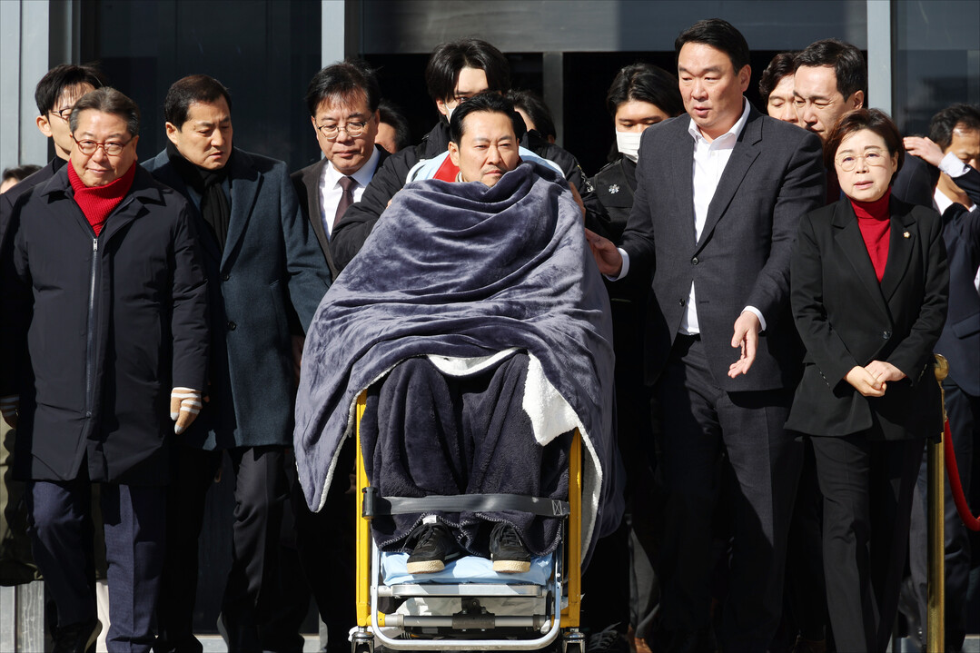 국민의힘, '한동훈 제명' 결정 연기…갈등 불씨 여전